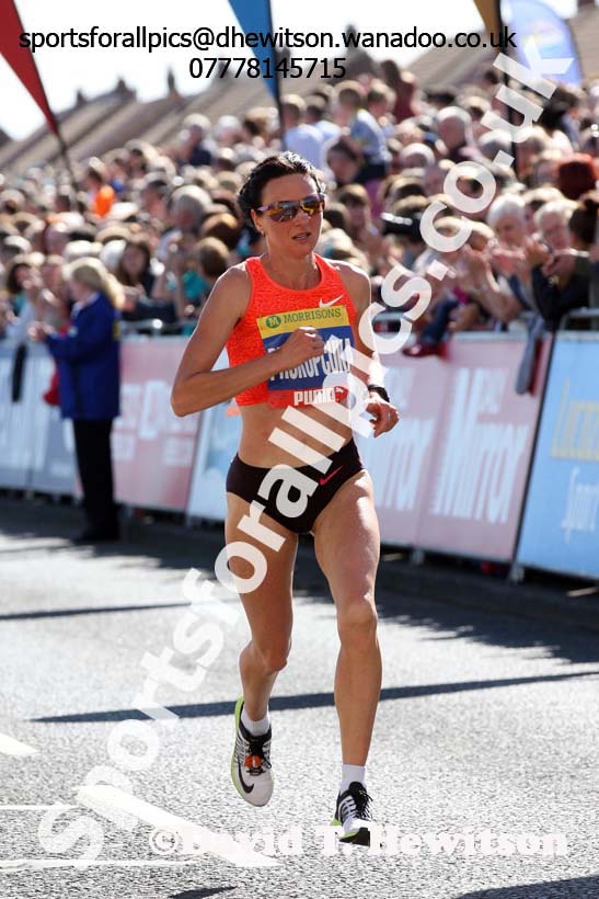 Jelena Prokopcuka 3rd in the womens Morrisons Great North Run. Photo: David T. Hewitson/Sports for All Pics